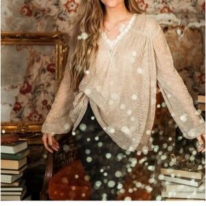 Brand new gimmick, shimmery, long sleeve top